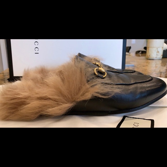 Women Gucci Princetown Fur Leather Mule Loafer - Picture 5 of 8